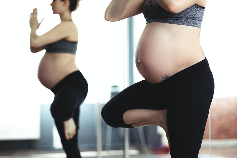 Sport et grossesse : Quelques exercices à faire à la maison